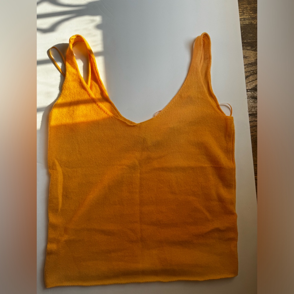 Vince Womens Size Small Cashmere  Sweater Tank Top in Peachy Orange